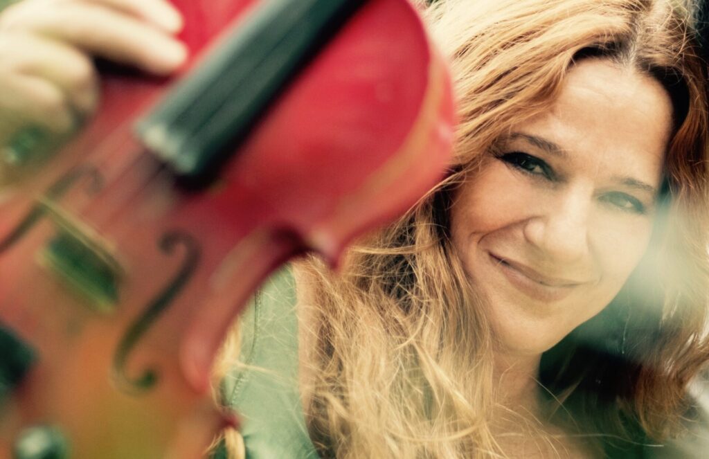 ΕΥΑΝΘΙΑ-ΡΕΜΠΟΥΤΣΙΚΑ