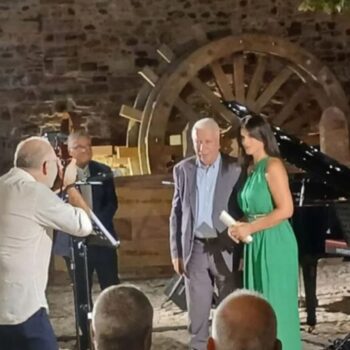 efimerida ton syntakton
